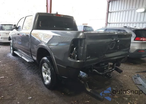 2022 Ram 1500 Laramie 4X4 6'4 Box из США, поврежденный, VIN 1C6SRFRT5NN252875